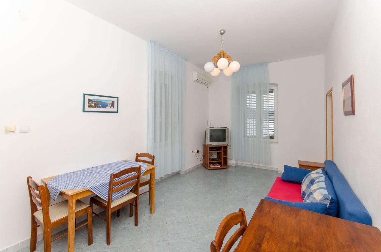 Apartments Ivanka Вис Экстерьер фото
